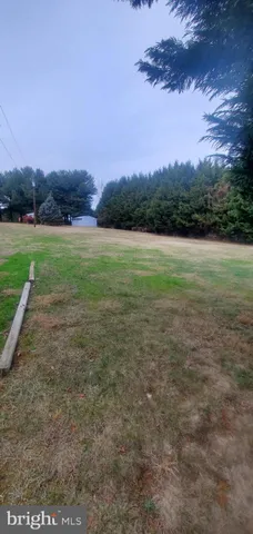 a view of an outdoor space and yard