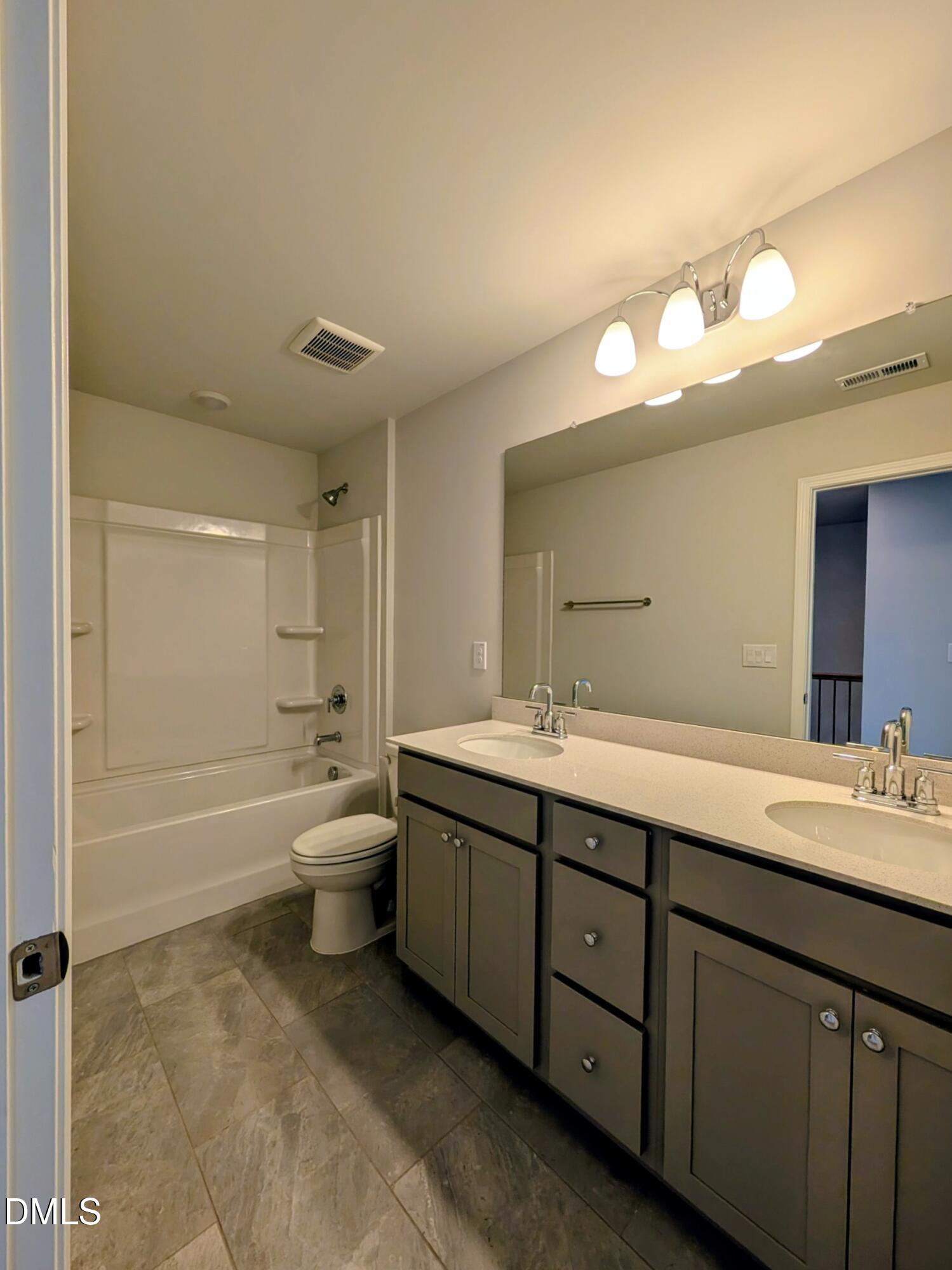 1109 Jensen Road Durham, NC 27703 - Photo 19 of 40 PXL_20260130_194015621~2