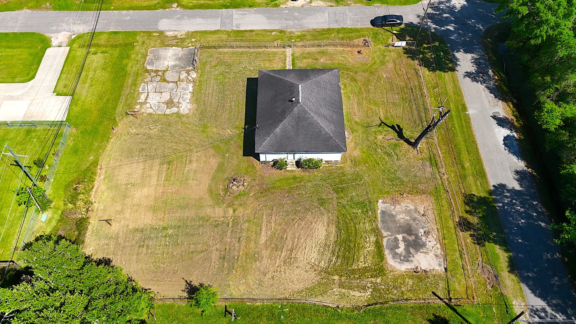 270 South 9th Street Silsbee, TX 77656 - Photo 12 of 17