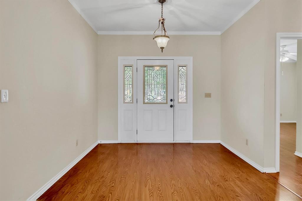528 South Alabama Street Celina, TX 75009 - Photo 5 of 16