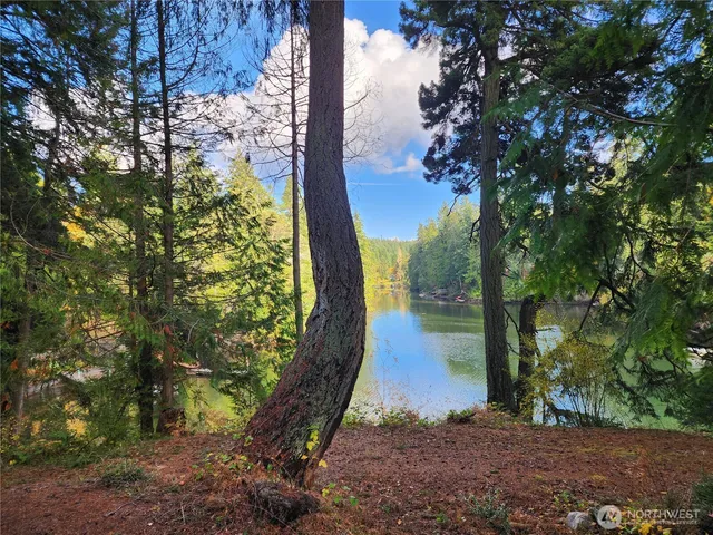 $4,500 | 8775 Battle Point Drive Northeast, Bainbridge Island, WA 98110