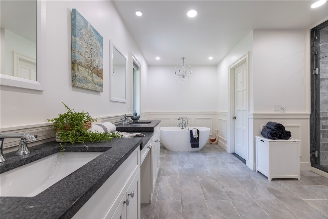 136 White Birch Circle Scituate, RI 02831 - Photo 32 of 46