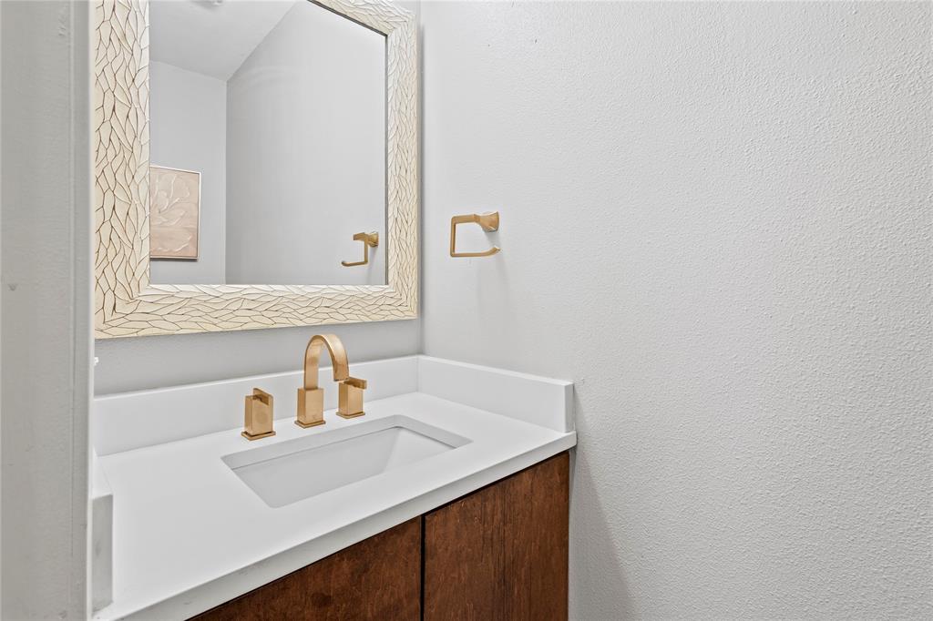 4371 Madera Road, Unit 4 Irving, TX 75038 - Photo 13 of 23 Bathroom featuring vanity