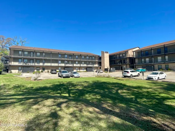 $75,000 | 701 South College Road, Unit 215, Lafayette, LA 70503