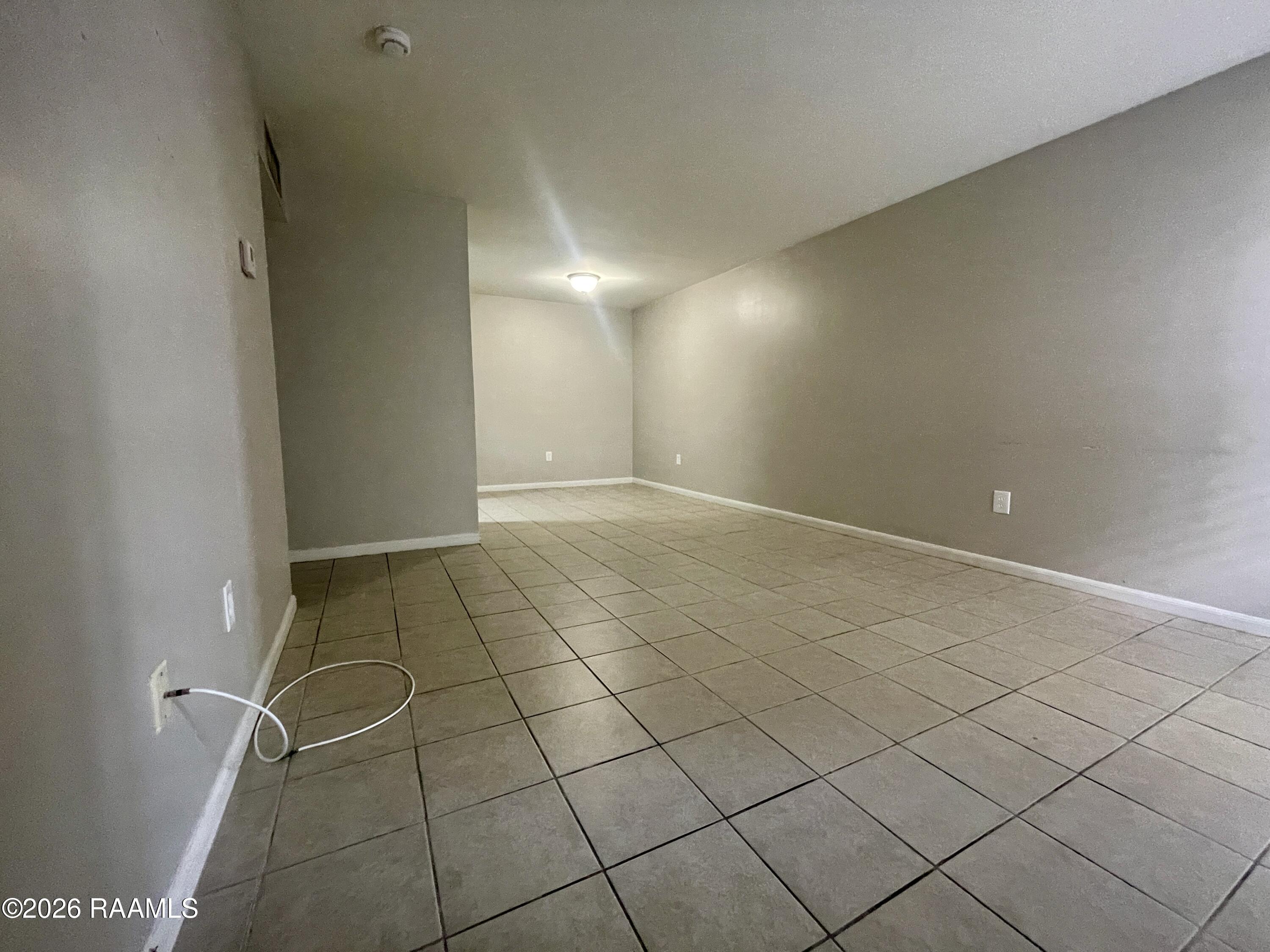 701 South College Road, Unit 215 Lafayette, LA 70503 - Photo 3 of 11 IMG_7282