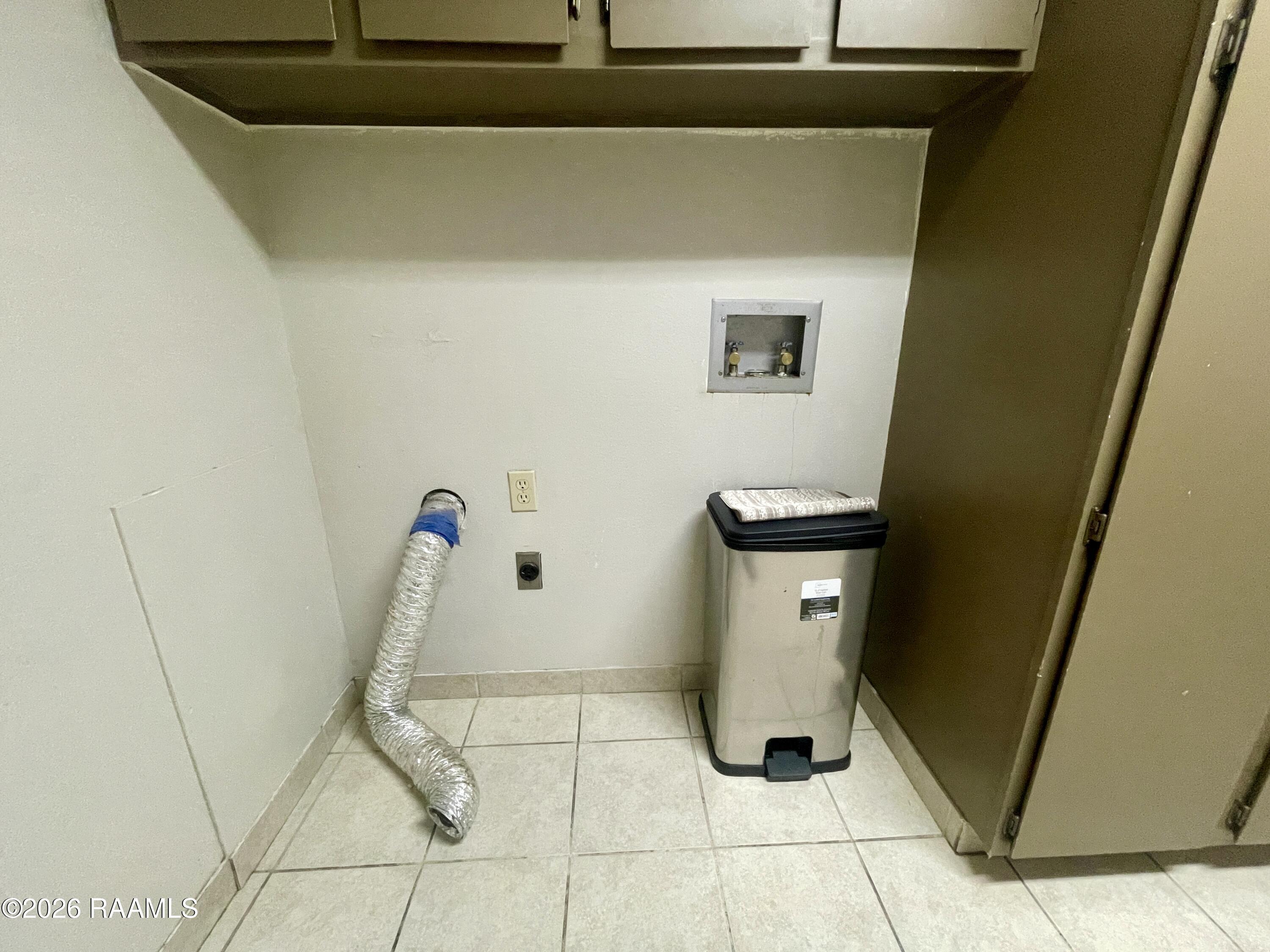 701 South College Road, Unit 215 Lafayette, LA 70503 - Photo 6 of 11 IMG_7286