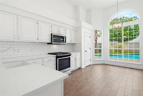 $405,000 | 5718 Willowbrook Drive, Rowlett, TX 75088