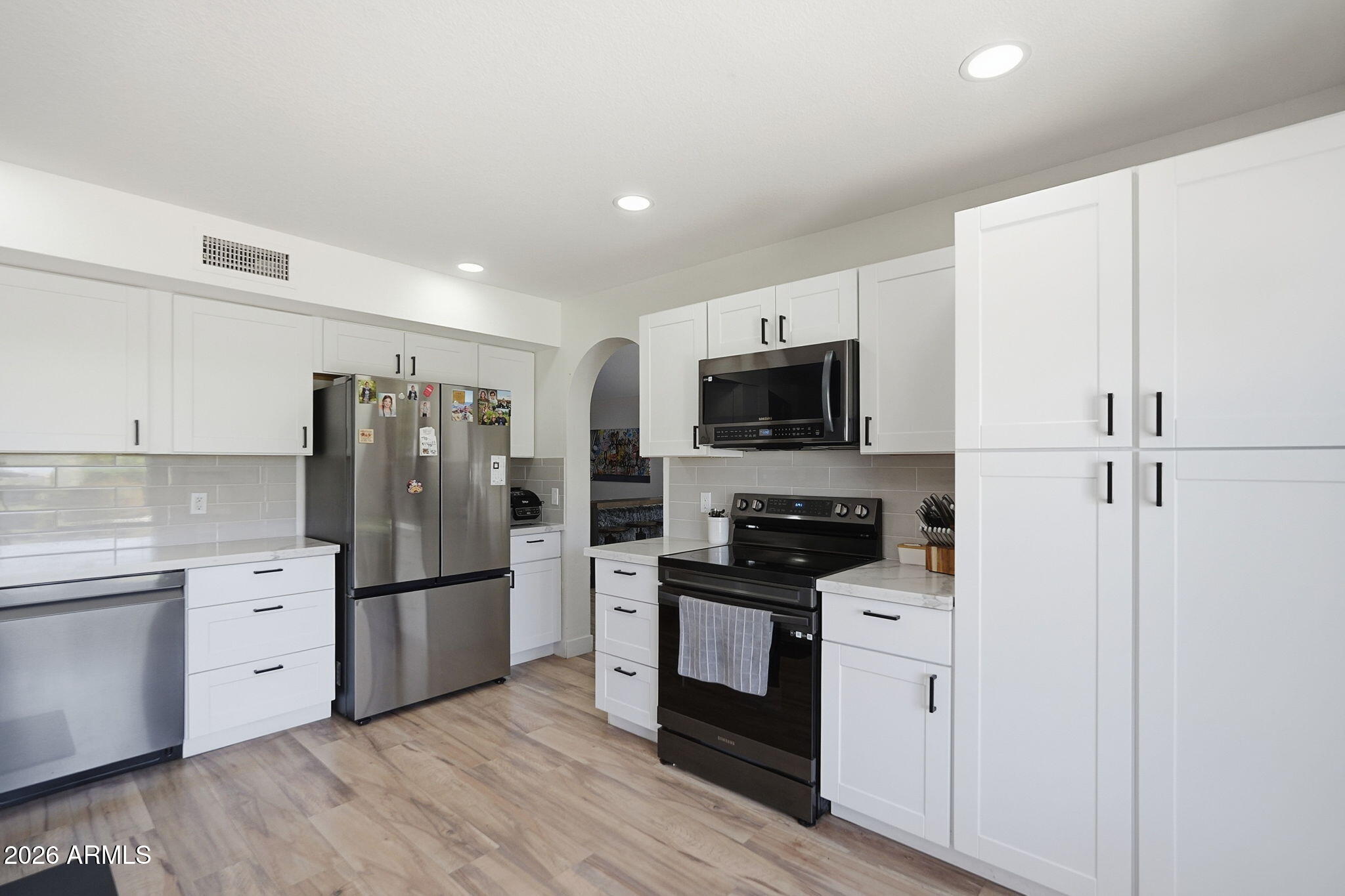 3060 North Ravine Mesa, AZ 85215 - Photo 15 of 61 016_ListerPros