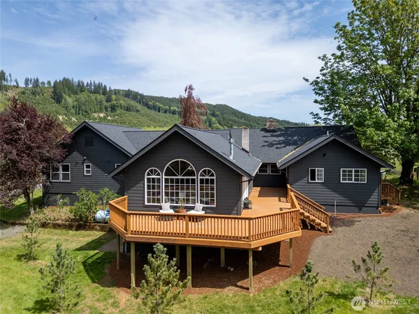 $2,258,900 | 4680 SR 6, Chehalis, WA 98532