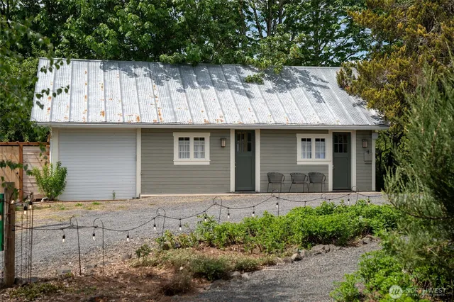 $2,258,900 | 4680 SR 6, Chehalis, WA 98532