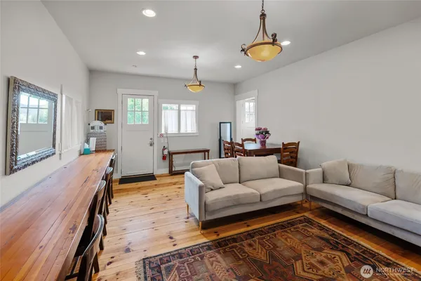 $2,258,900 | 4680 SR 6, Chehalis, WA 98532