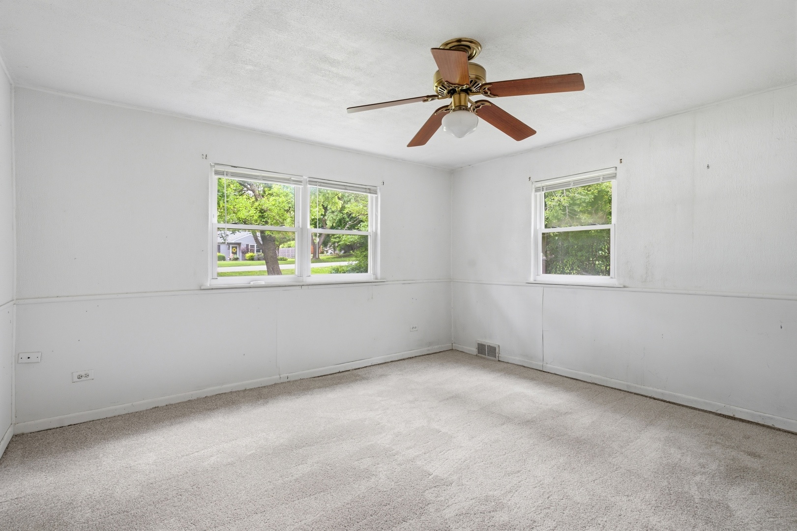 1013 Highmoor Road Lombard, IL 60148 - Photo 12 of 28