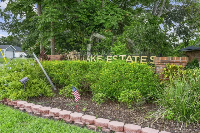 $3,100 | 2120 Lakebreeze Way, Deltona, FL 32738