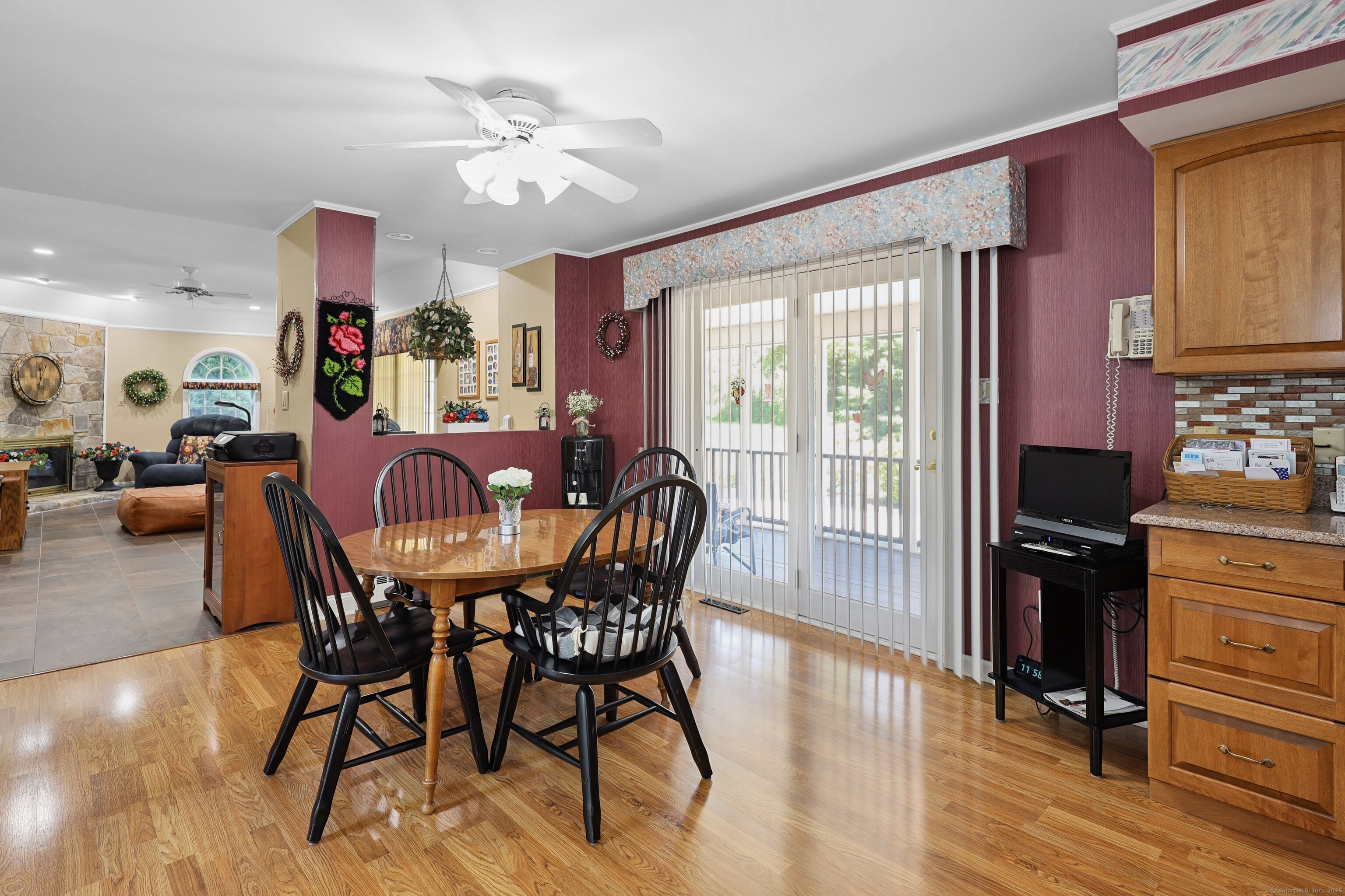 21 Hidden Pond Drive Watertown, CT 06795 - Photo 15 of 40 a dining room with furniture garden view and a chandelier