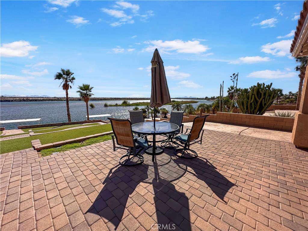 2734 Colorado River Road Blythe, CA 92225 - Photo 19 of 28 Backyard