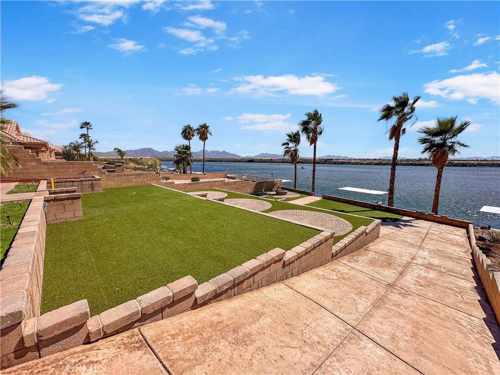 2734 Colorado River Road Blythe, CA 92225 - Photo 22 of 28 Backyard