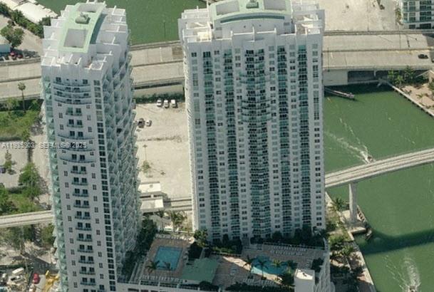 41 Southeast 5th Street, Unit 1517 Miami, FL 33131 - Photo 7 of 50