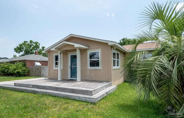 $2,500 | 412 Labree Road, Pensacola, FL 32507
