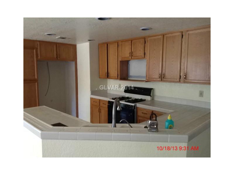 740 Spruce Tree Circle Henderson, NV 89014 - Photo 11 of 33 Property Photo.