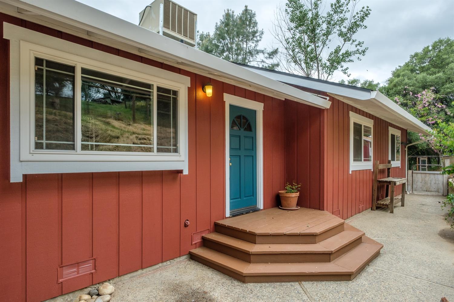 40674 Jean Road West Oakhurst, CA 93644 - Photo 1 of 47