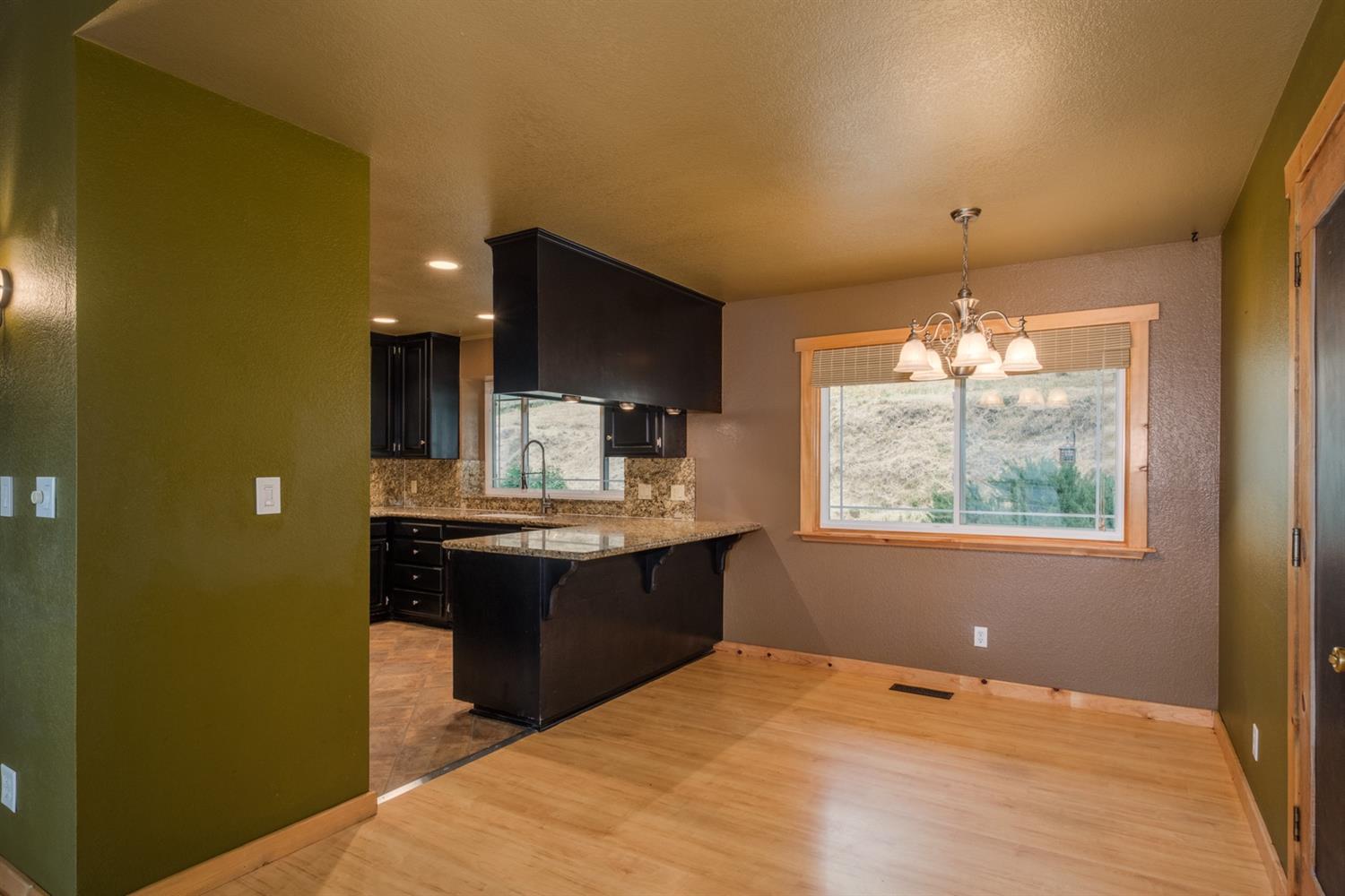 40674 Jean Road West Oakhurst, CA 93644 - Photo 14 of 47