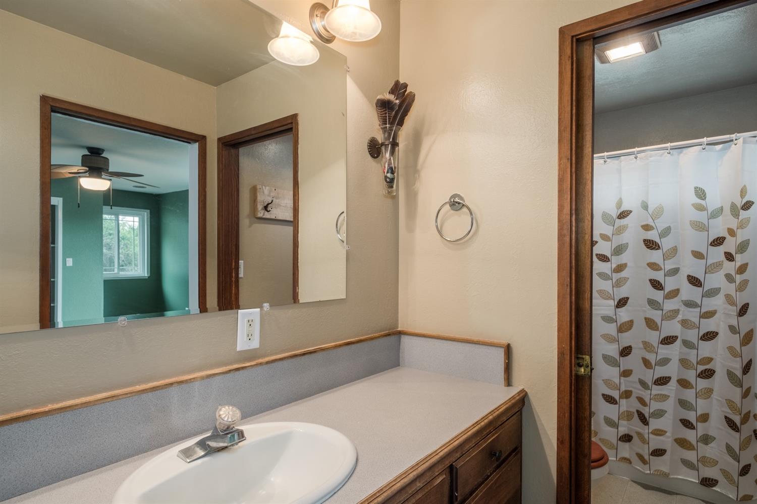 40674 Jean Road West Oakhurst, CA 93644 - Photo 19 of 47