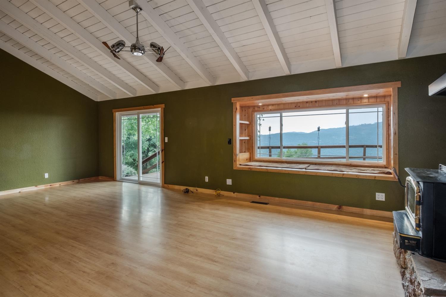 40674 Jean Road West Oakhurst, CA 93644 - Photo 9 of 47