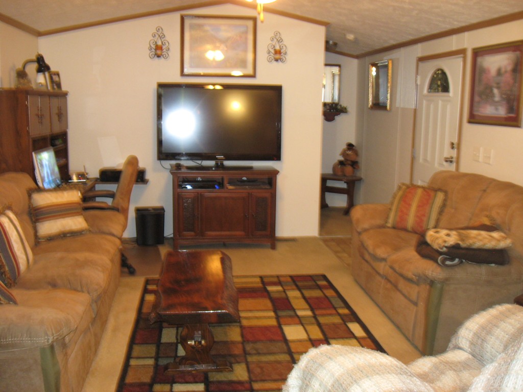 83 Skyline Three Rivers, MA 01080 - Photo 4 of 12 Gallery Image 4