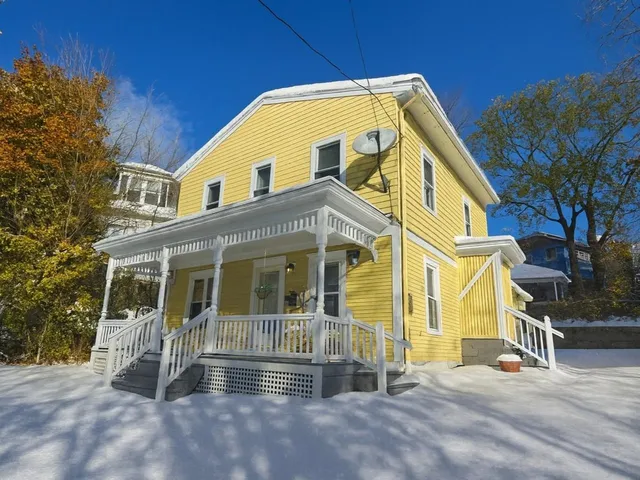 $517,500 | 410 St Paul Street, Burlington, VT 05401