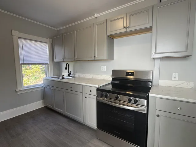 $517,500 | 410 St Paul Street, Burlington, VT 05401