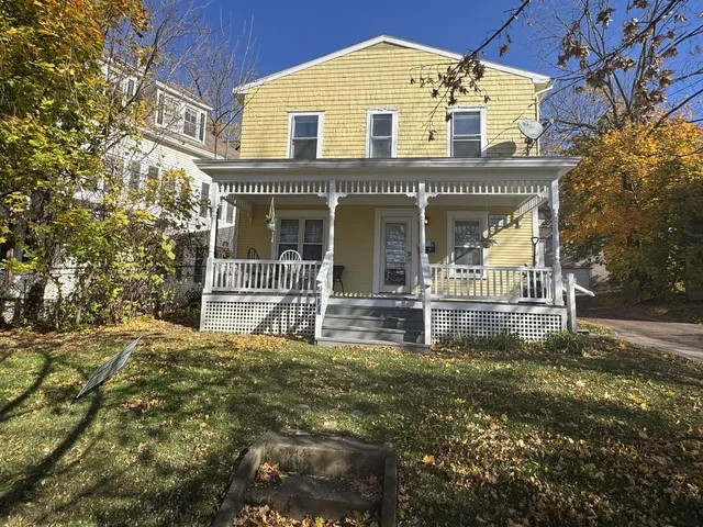 $517,500 | 410 St Paul Street, Burlington, VT 05401