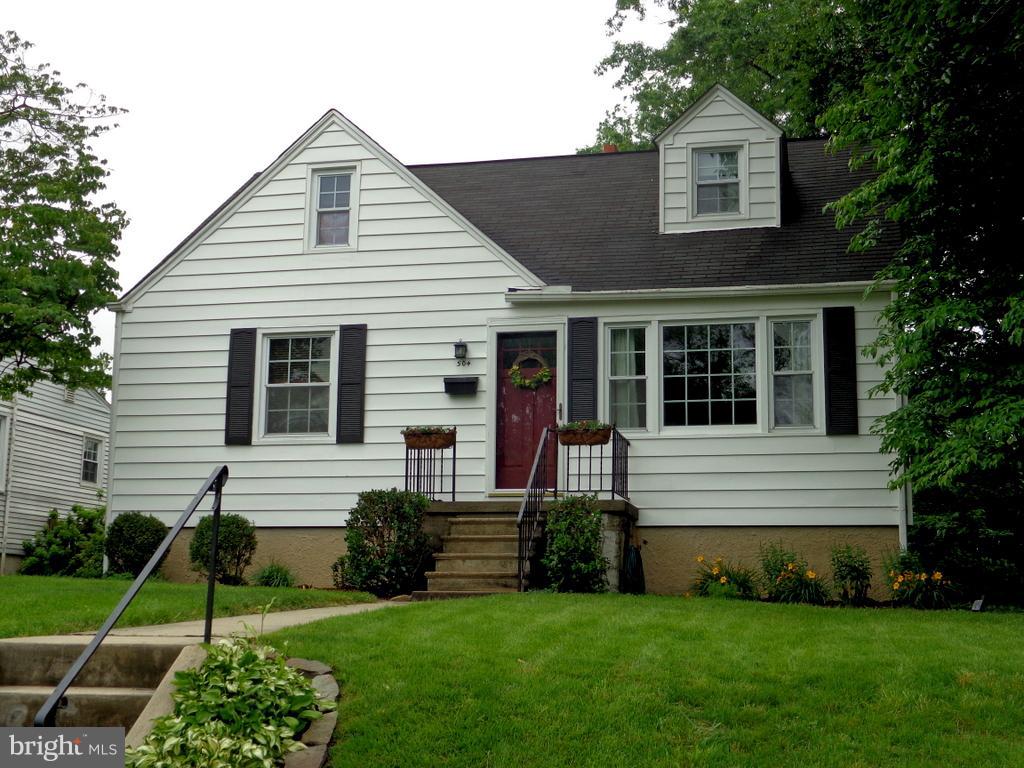 504 Overcrest Road Towson, MD 21286 - Photo 1 of 27 Exterior (Front)