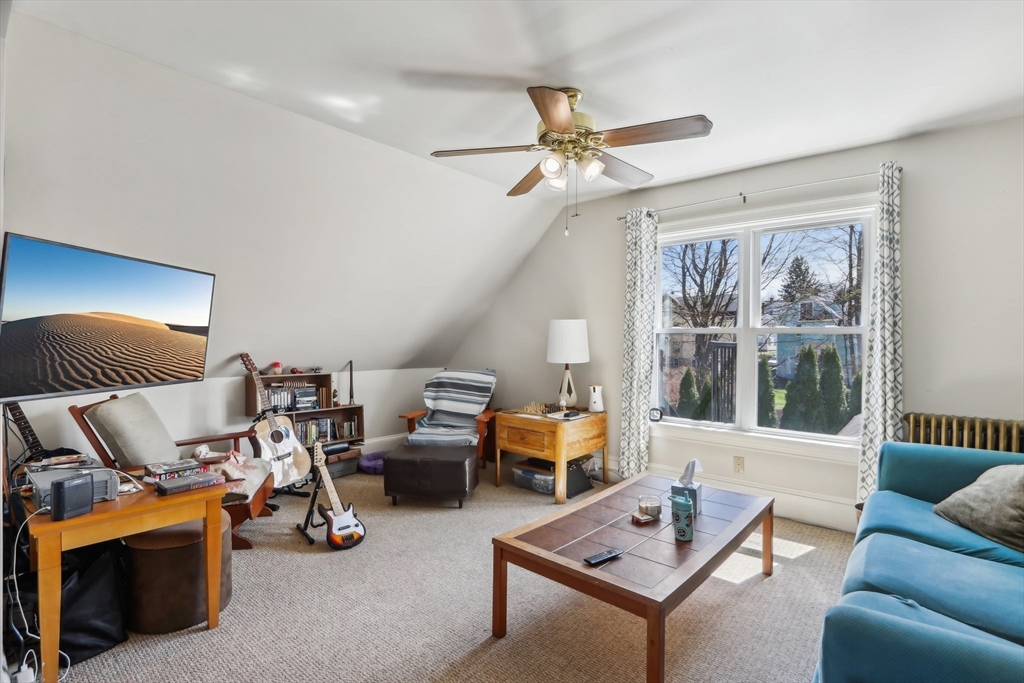 686 Brook Street Clinton, MA 01510 - Photo 28 of 39 Gallery Image 28