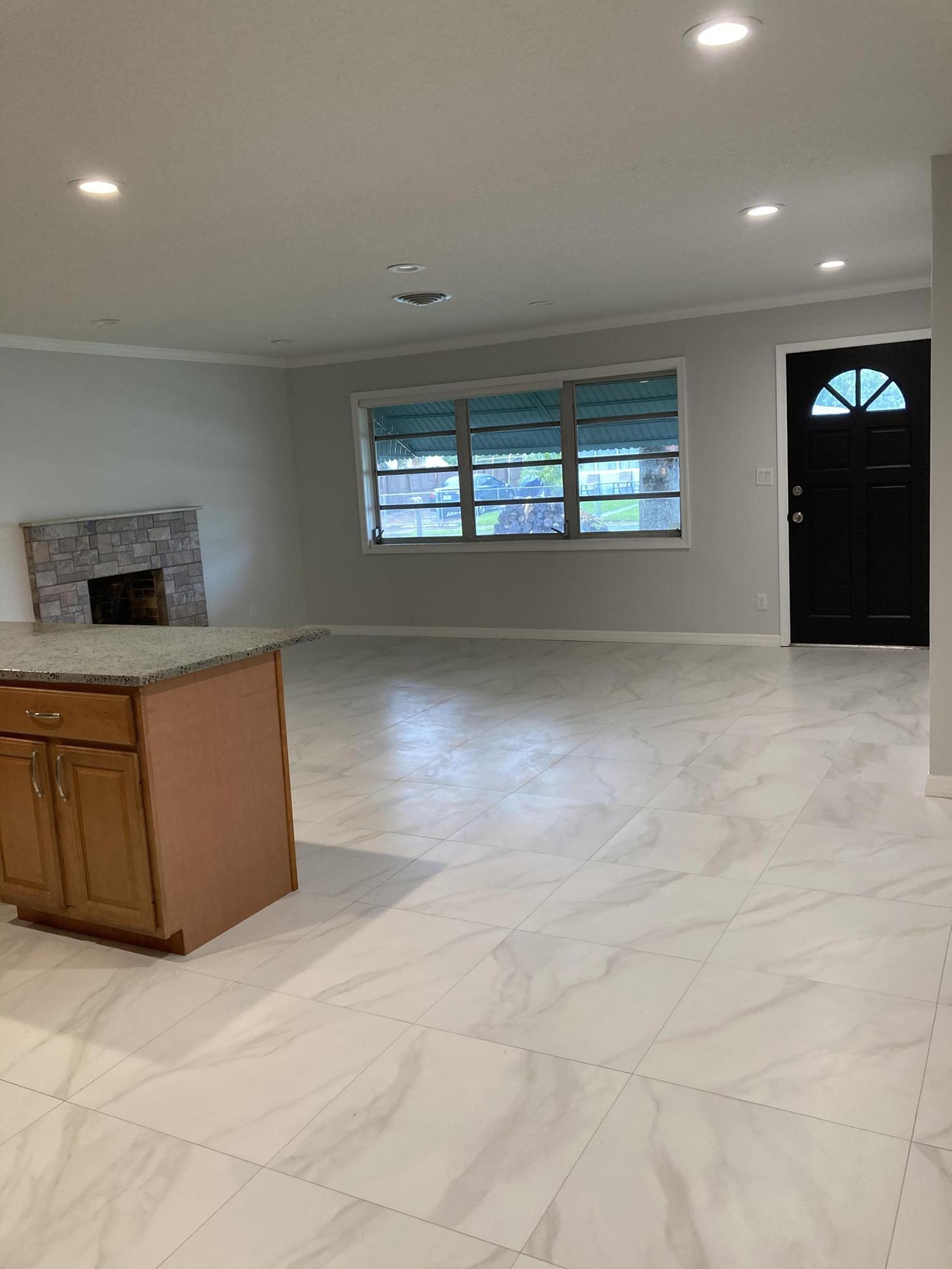 744 Elm Road West Palm Beach, FL 33409 - Photo 12 of 20 A77AB6BC-2BB6-4253-AD55-27D5200B8682