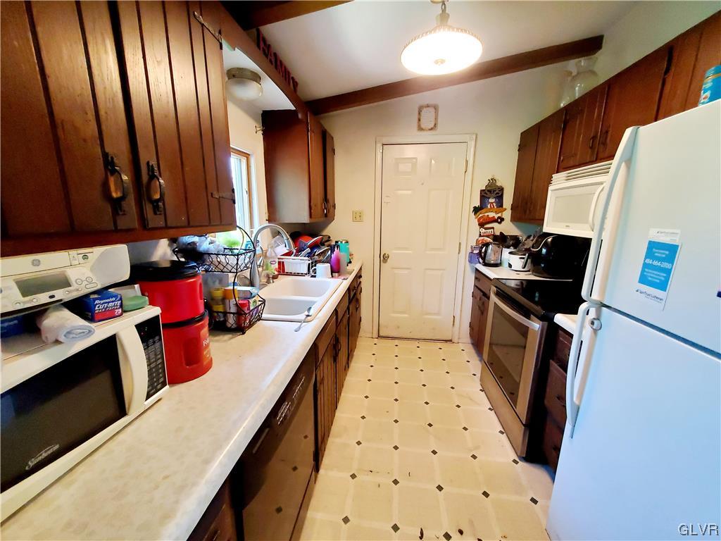 2603 Spring Street Coplay, PA 18037 - Photo 6 of 20 Gallery Image 6