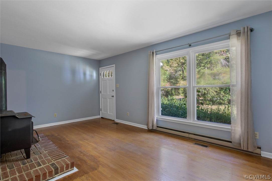 4287 Three Bridge Road Powhatan, VA 23139 - Photo 5 of 27 Gallery Image 5