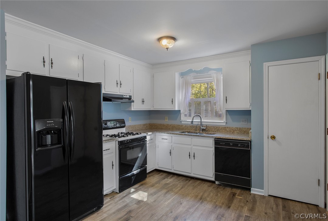 4287 Three Bridge Road Powhatan, VA 23139 - Photo 8 of 27 Gallery Image 8
