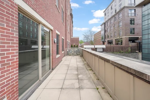 $3,700 | 116 Rantoul Street, Unit 109, Beverly, MA 01915