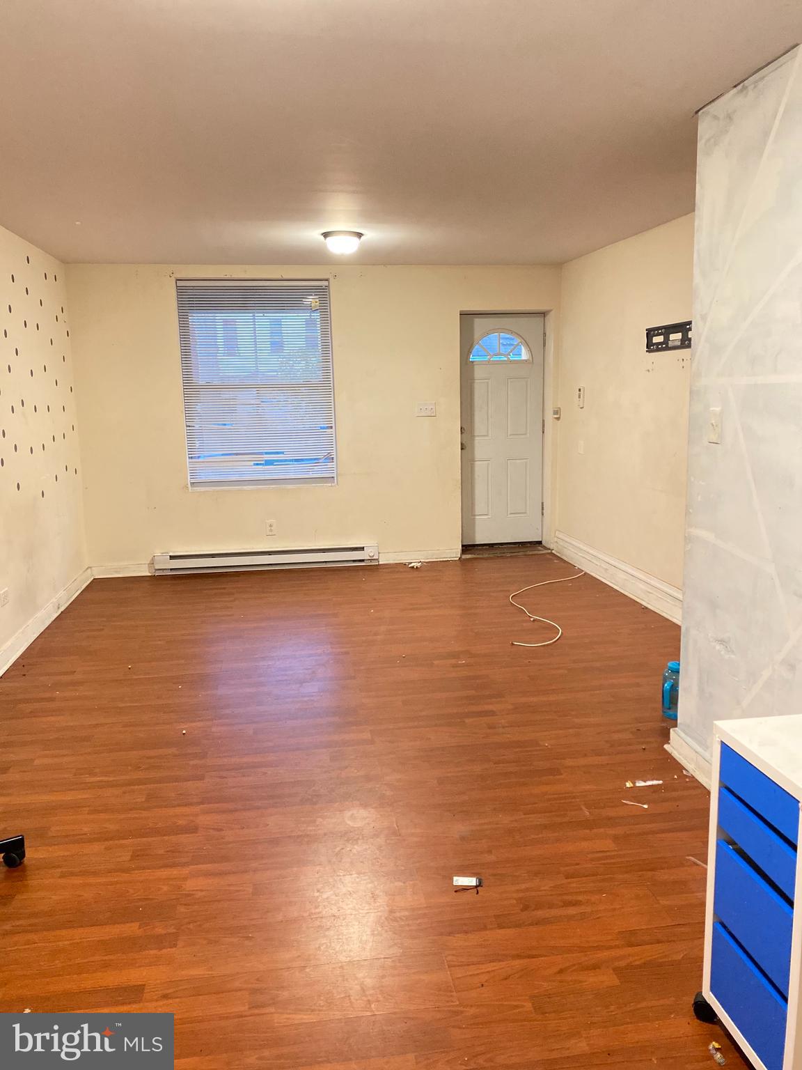 5141 Reno Street Philadelphia, PA 19139 - Photo 3 of 20 DINING RM FACING ENTRANCE