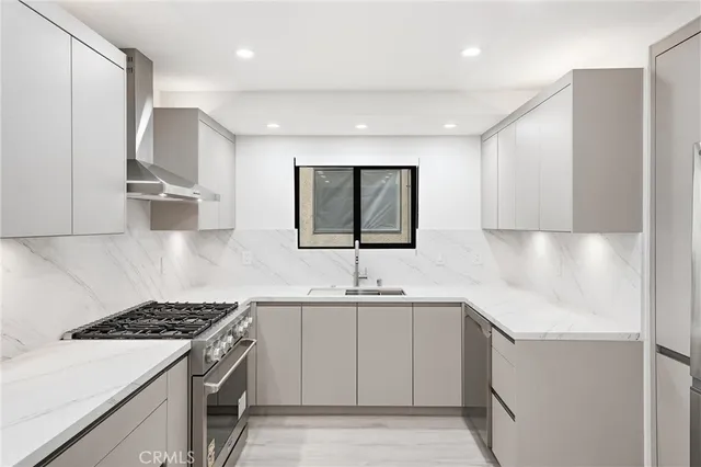 $7,600 | 613 Marigold Avenue, Corona del Mar, CA 92625