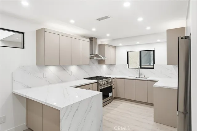 $7,600 | 613 Marigold Avenue, Corona del Mar, CA 92625