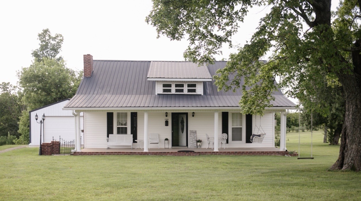 1100 Harve Brown Road Bethpage, TN 37022 - Photo 1 of 40