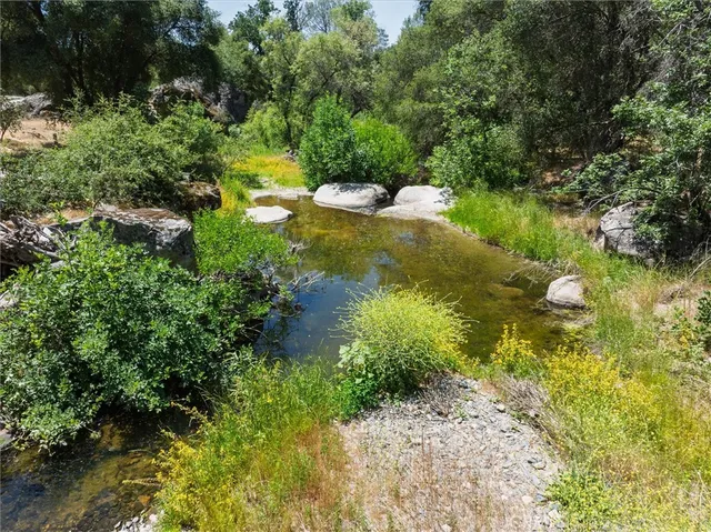 $889,000 | 45740 Green Lake Court, Coarsegold, CA 93614