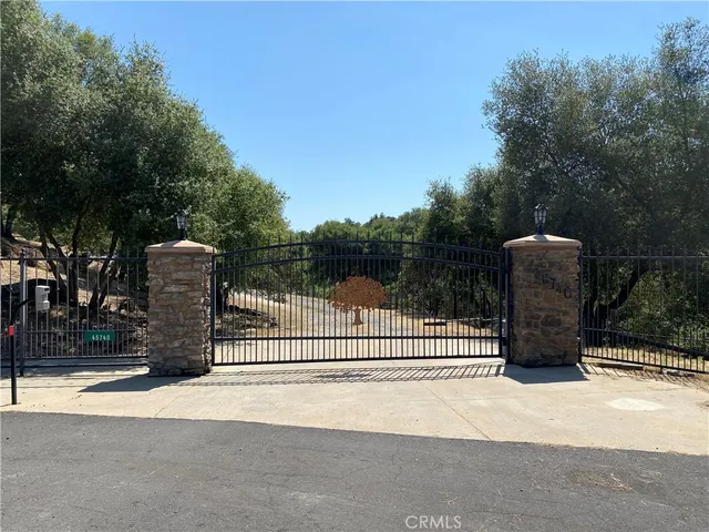 $889,000 | 45740 Green Lake Court, Coarsegold, CA 93614