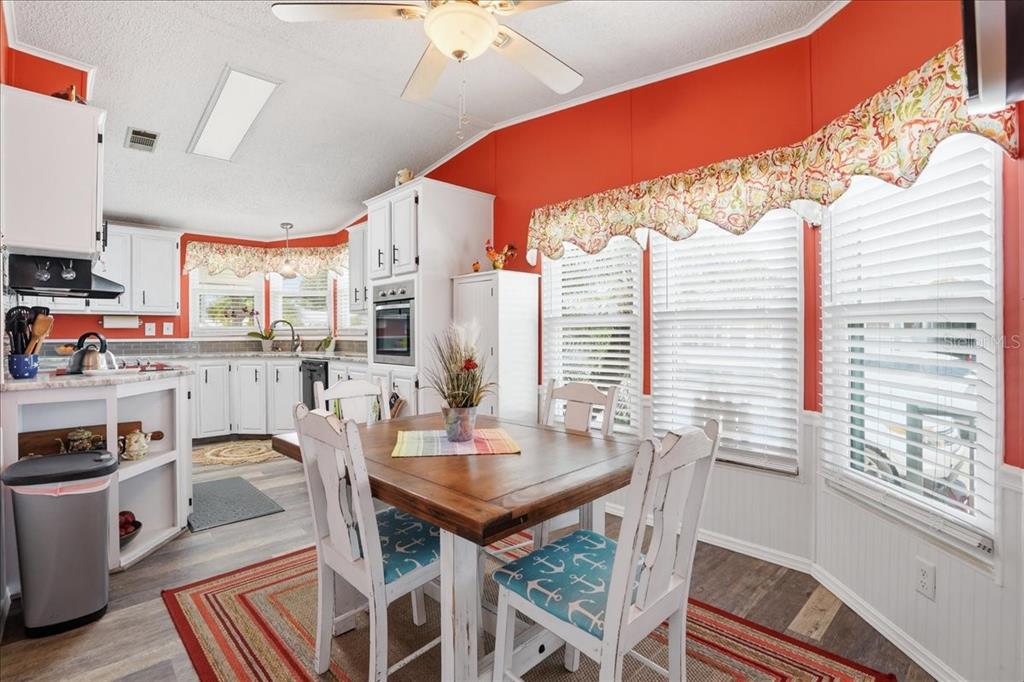 1001 Starkey Road, Unit 282 Largo, FL 33771 - Photo 16 of 38