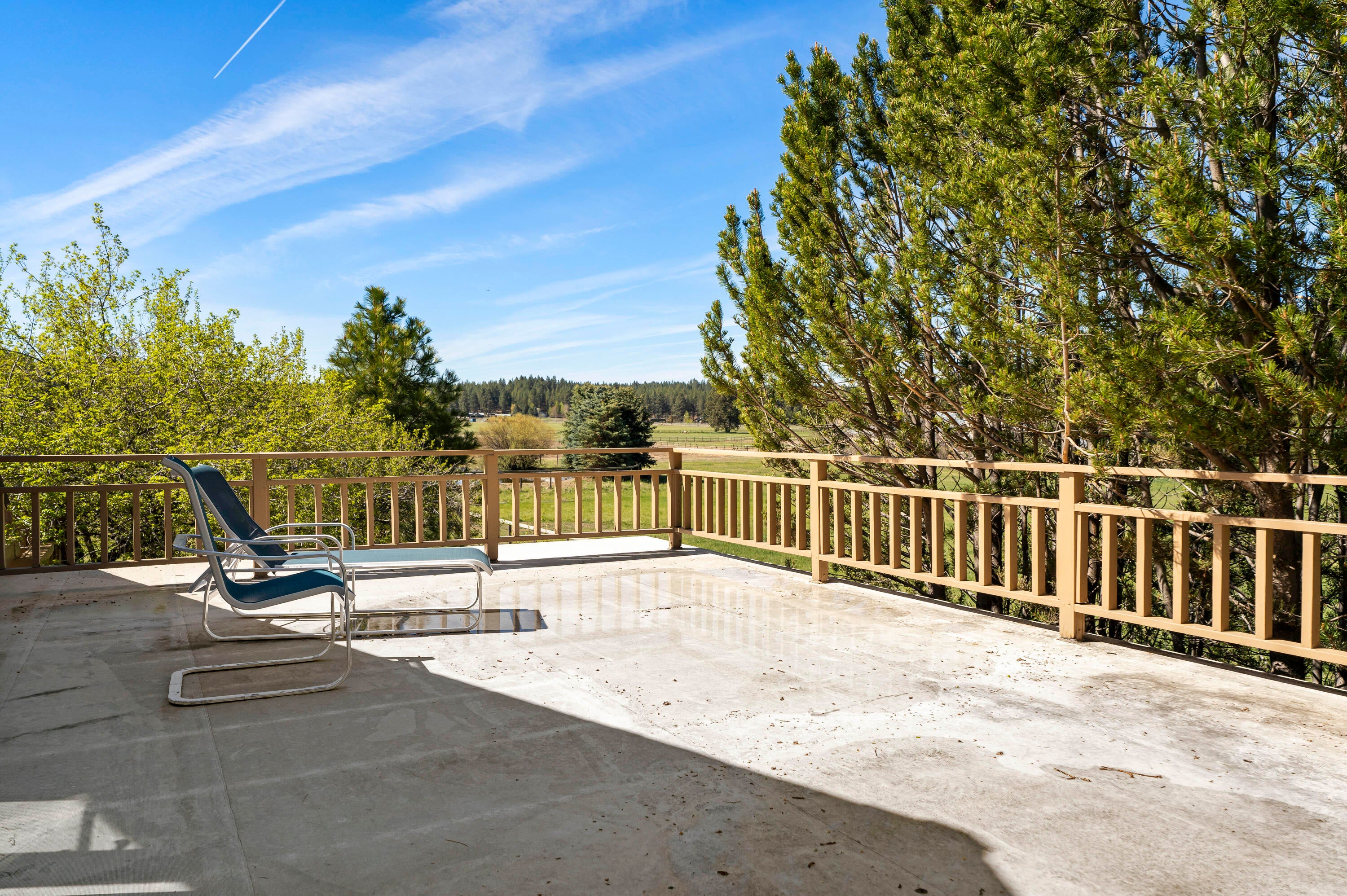 20875 Sholes Road Bend, OR 97702 - Photo 29 of 88 Rooftop deck