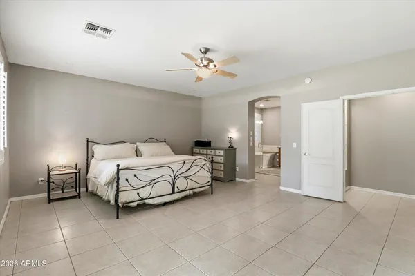 $4,100 | 3834 East Diamond Road, Gilbert, AZ 85297