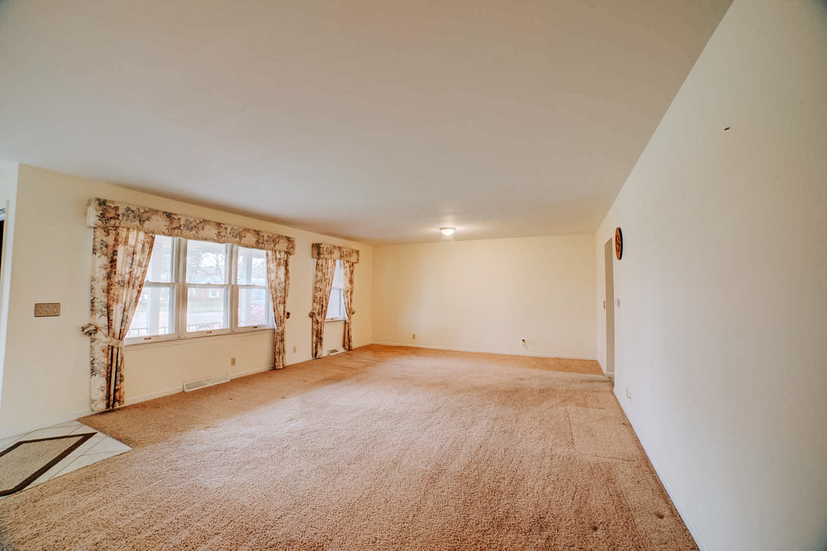 460 South Ralph Street Watseka, IL 60970 - Photo 12 of 41