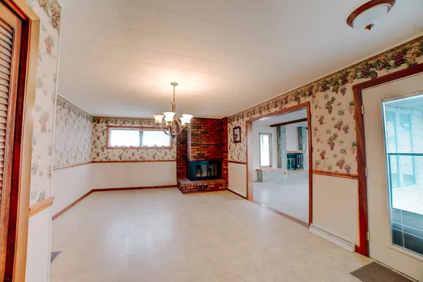 $169,900 | 460 South Ralph Street, Watseka, IL 60970