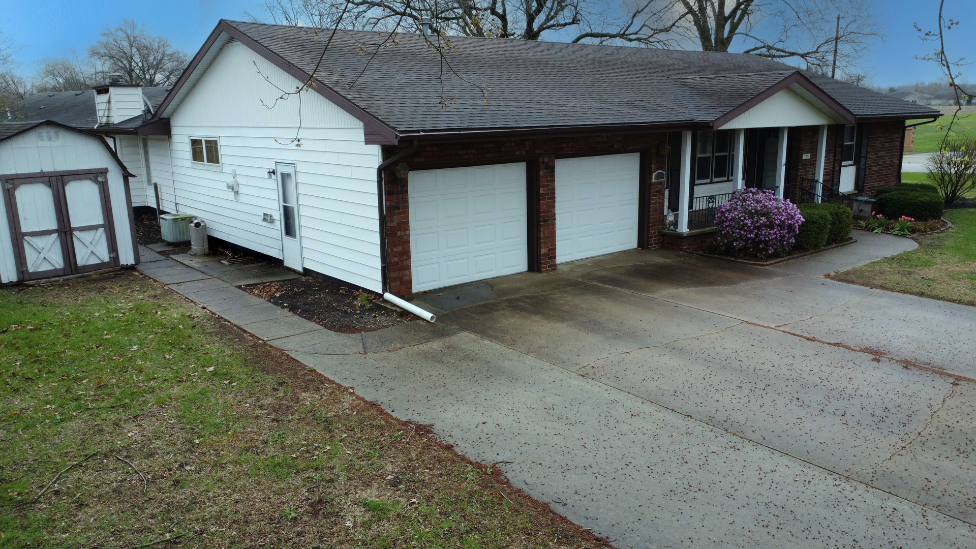 460 South Ralph Street Watseka, IL 60970 - Photo 3 of 41